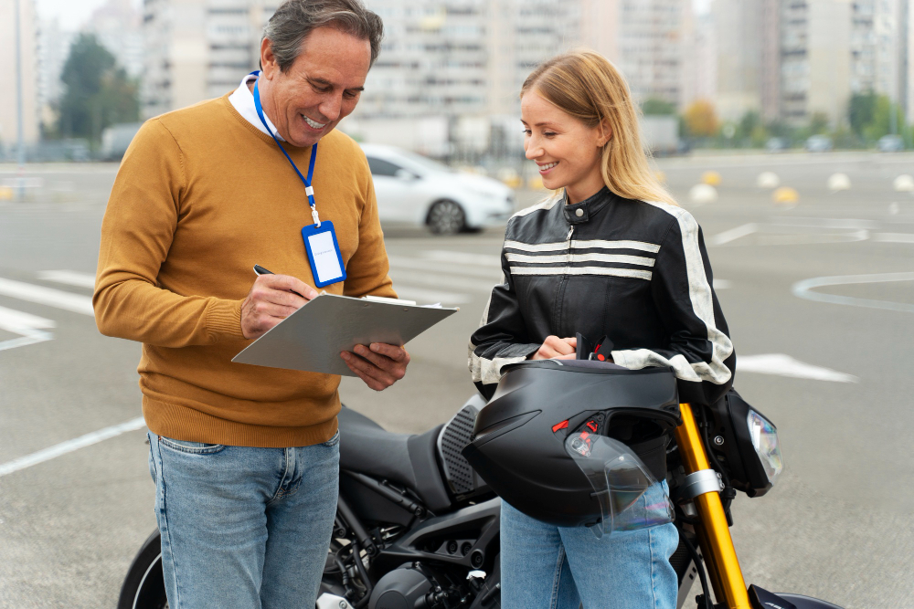 Hoe lang duurt het om je motorrijbewijs te halen